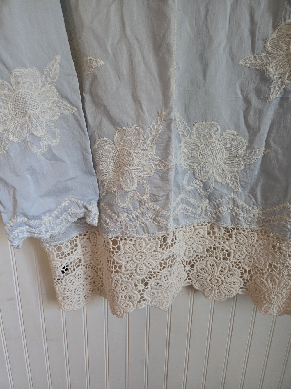 POL Light Blue Floral And Lace Embroidered Collar Button-Up Tunic - Picture 12 of 13